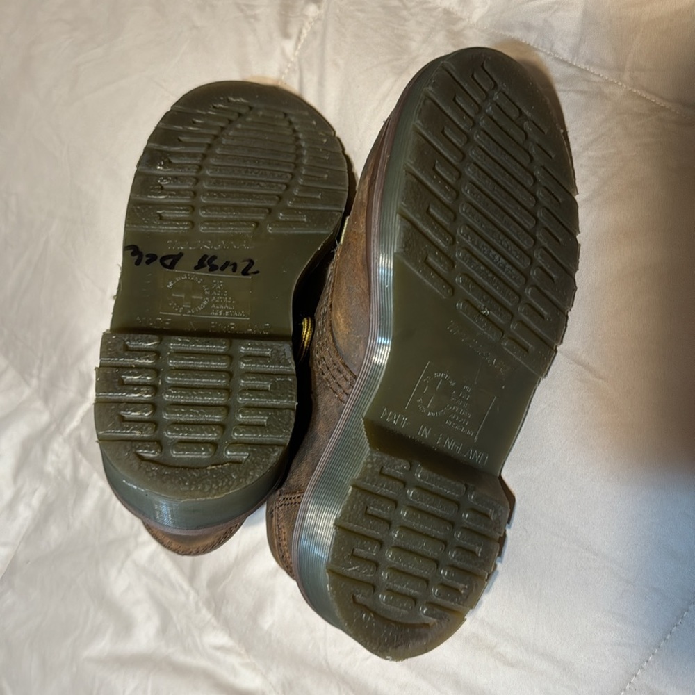 Dr. Martens Air Wair England Original Brown Leather Shoes Children Size 13 - Picture 6 of 8